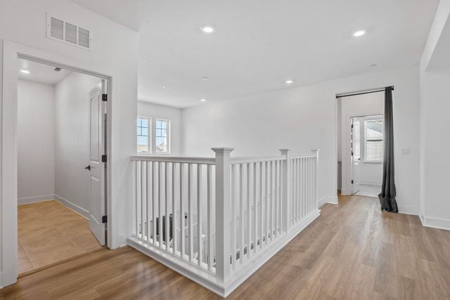 2849 Tacoma Dr, Lathrop, CA 95330