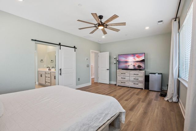 2849 Tacoma Dr, Lathrop, CA 95330