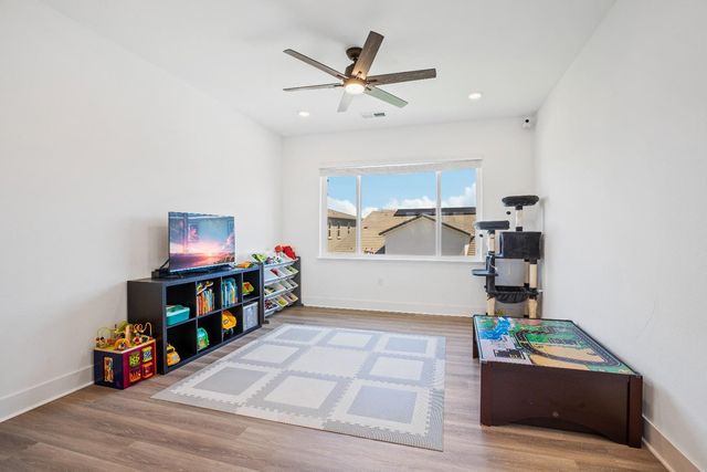 2849 Tacoma Dr, Lathrop, CA 95330