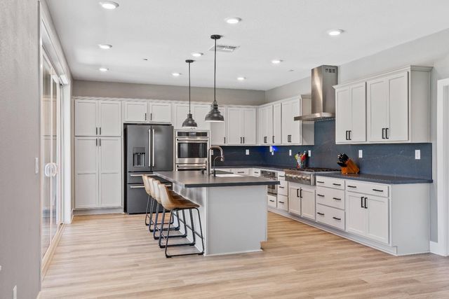 2849 Tacoma Dr, Lathrop, CA 95330