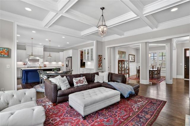 2758 Green Meadows Lane NE, Brookhaven, GA 30319