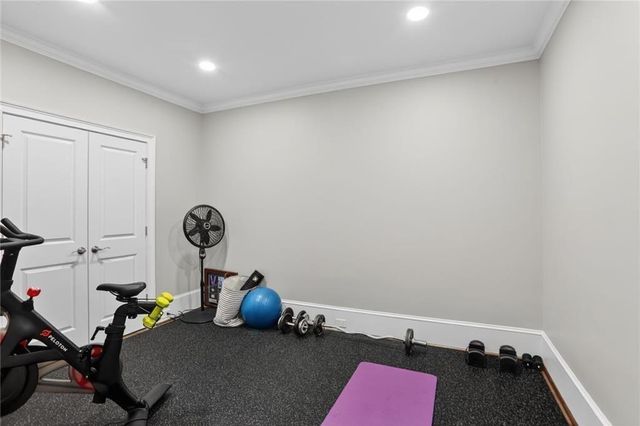 2758 Green Meadows Lane NE, Brookhaven, GA 30319