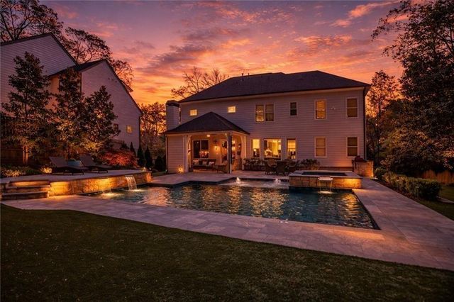 2758 Green Meadows Lane NE, Brookhaven, GA 30319