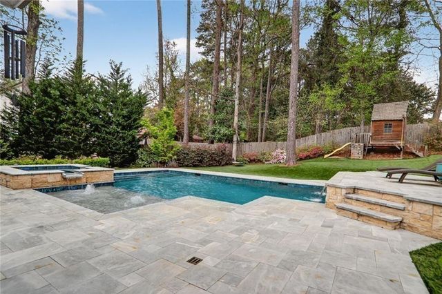 2758 Green Meadows Lane NE, Brookhaven, GA 30319