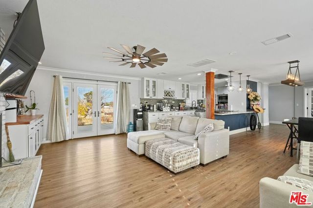 4631 W Avenue M8, Lancaster, CA 93536