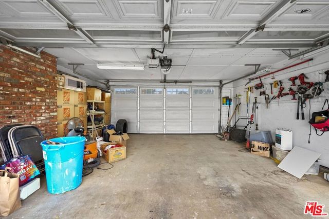 4631 W Avenue M8, Lancaster, CA 93536