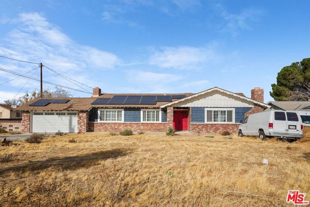 4631 W Avenue M8, Lancaster, CA 93536