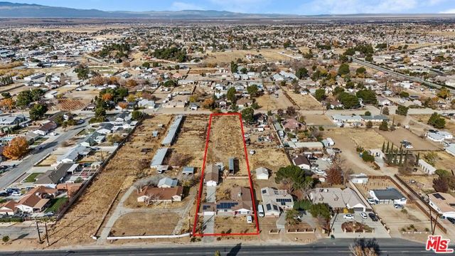 4631 W Avenue M8, Lancaster, CA 93536