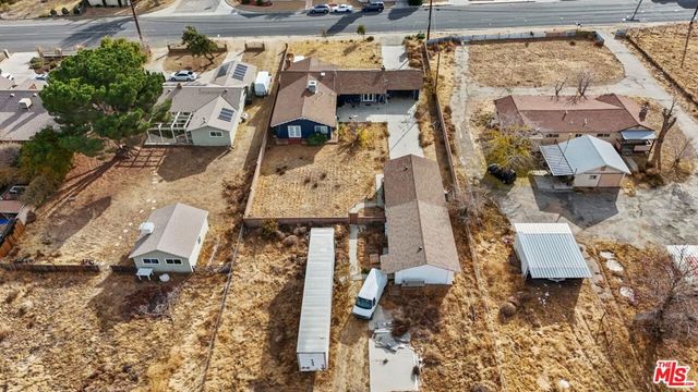 4631 W Avenue M8, Lancaster, CA 93536