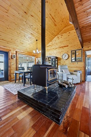 355 Dix Dam Road, Harrodsburg, KY 40330