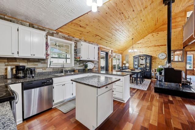 355 Dix Dam Road, Harrodsburg, KY 40330