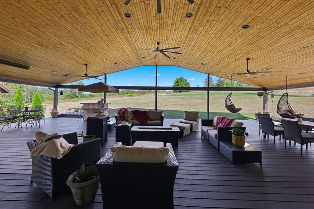 355 Dix Dam Road, Harrodsburg, KY 40330