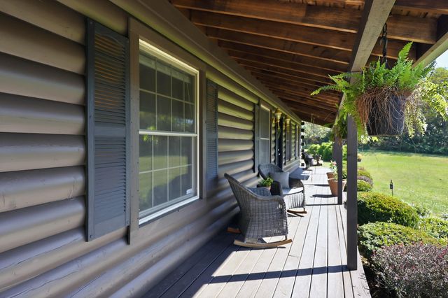 355 Dix Dam Road, Harrodsburg, KY 40330