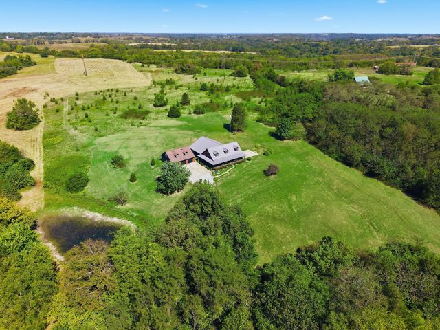 355 Dix Dam Road, Harrodsburg, KY 40330