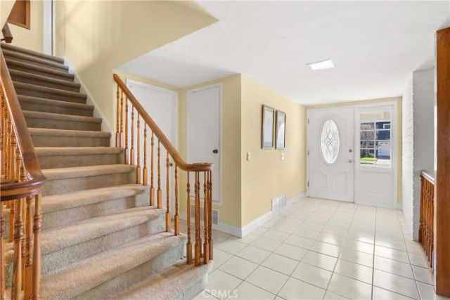 9061 Adelia Circle, Huntington Beach, CA 92646