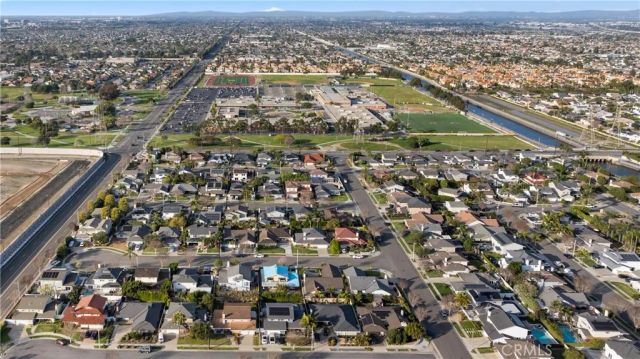 9061 Adelia Circle, Huntington Beach, CA 92646