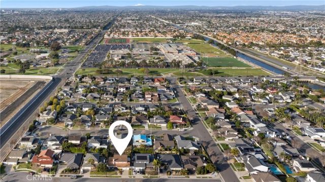 9061 Adelia Circle, Huntington Beach, CA 92646