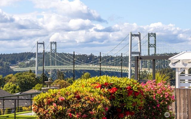 1212 S Fernside Drive, Tacoma, WA 98465