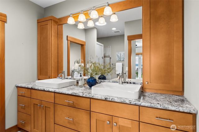 1212 S Fernside Drive, Tacoma, WA 98465