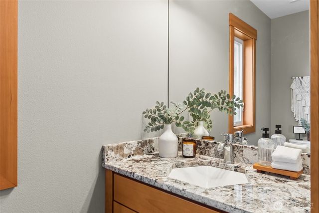 1212 S Fernside Drive, Tacoma, WA 98465