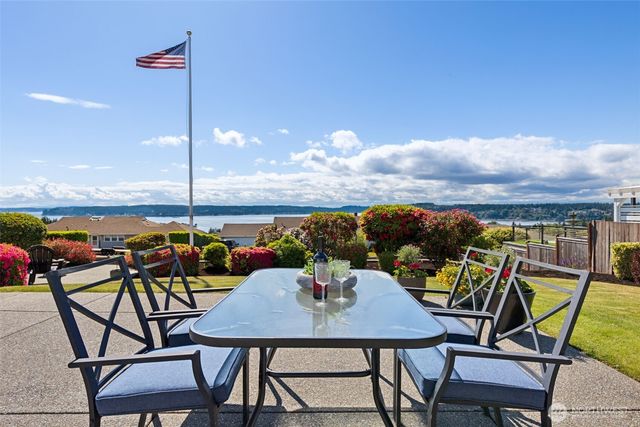 1212 S Fernside Drive, Tacoma, WA 98465