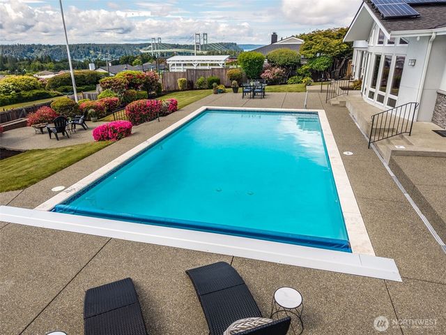 1212 S Fernside Drive, Tacoma, WA 98465
