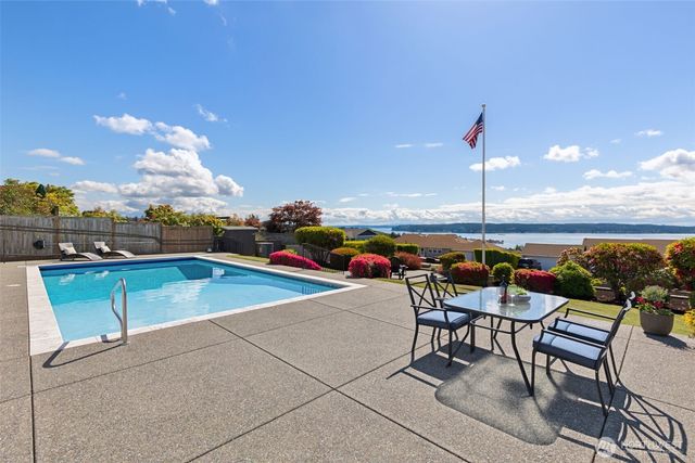 1212 S Fernside Drive, Tacoma, WA 98465