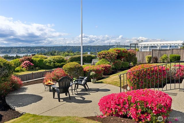 1212 S Fernside Drive, Tacoma, WA 98465