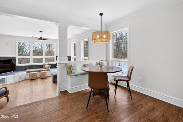 27 Indian Pipe Drive, North Greenbush, NY 12198