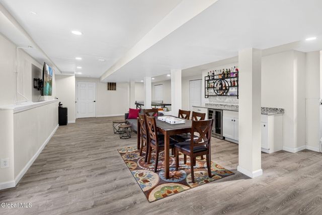 27 Indian Pipe Drive, North Greenbush, NY 12198