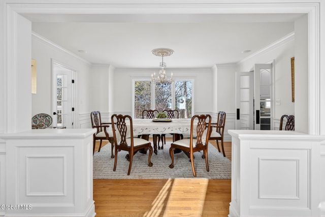 27 Indian Pipe Drive, North Greenbush, NY 12198