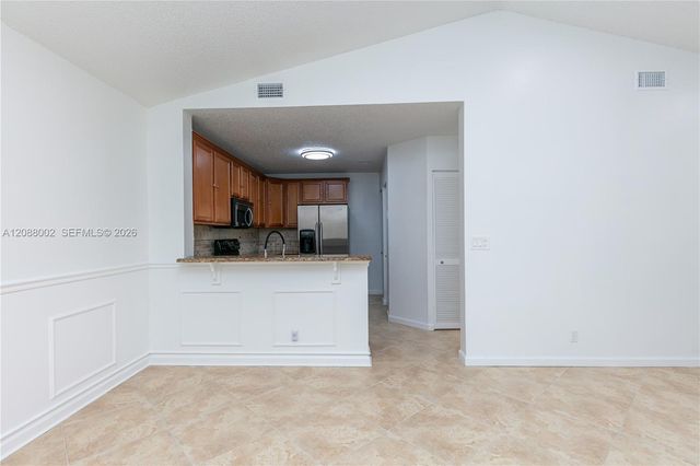 5741 Riverside Drive 205A5, Coral Springs, FL 33067