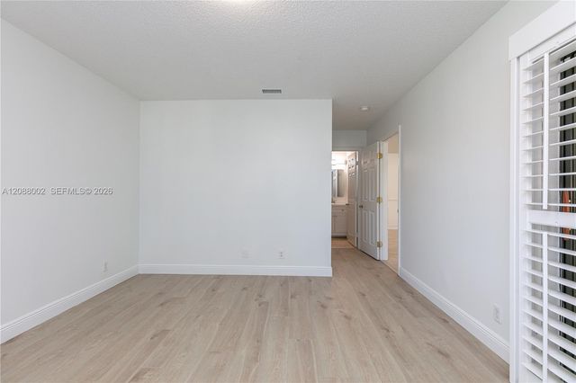 5741 Riverside Drive 205A5, Coral Springs, FL 33067
