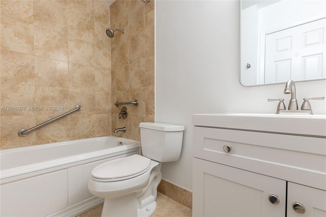 5741 Riverside Drive 205A5, Coral Springs, FL 33067