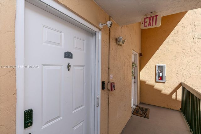 5741 Riverside Drive 205A5, Coral Springs, FL 33067