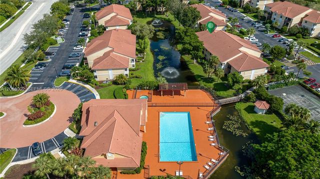 5741 Riverside Drive 205A5, Coral Springs, FL 33067