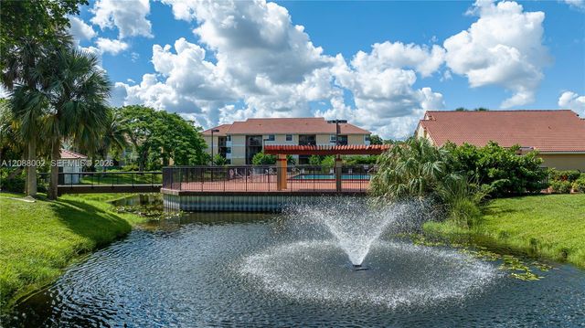 5741 Riverside Drive 205A5, Coral Springs, FL 33067