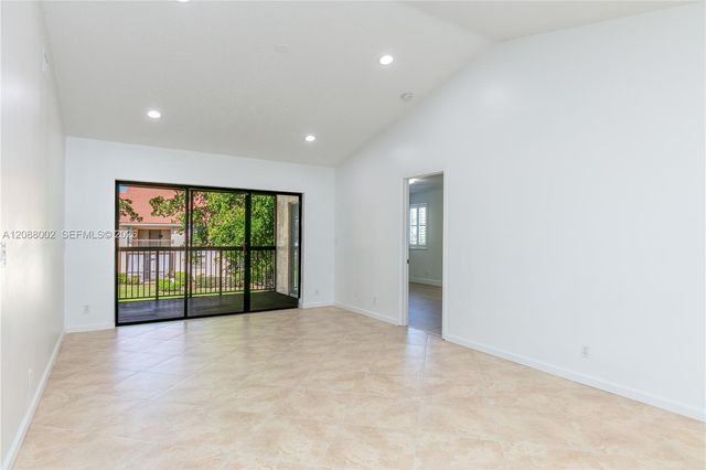 5741 Riverside Drive 205A5, Coral Springs, FL 33067