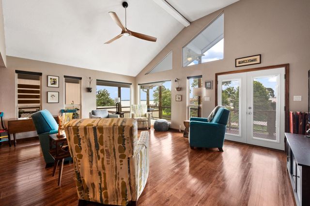 371 E Woodland Shores Drive, Point Blank, TX 77364