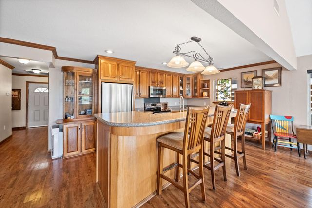 371 E Woodland Shores Drive, Point Blank, TX 77364