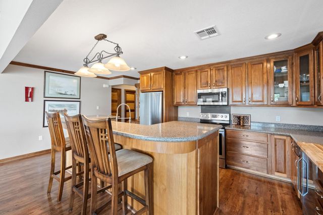 371 E Woodland Shores Drive, Point Blank, TX 77364