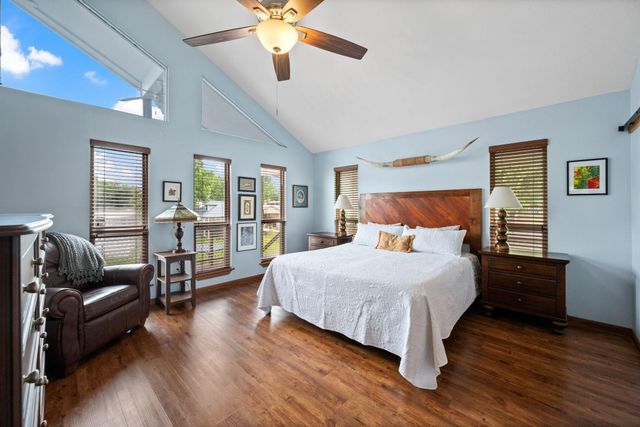 371 E Woodland Shores Drive, Point Blank, TX 77364