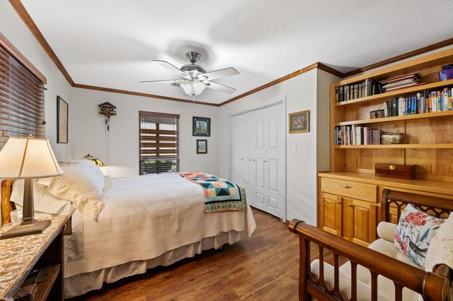 371 E Woodland Shores Drive, Point Blank, TX 77364
