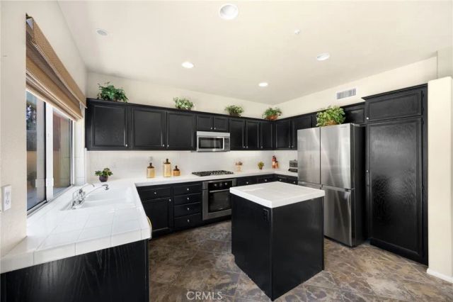 1903 Saint Simons Pl, Fullerton, CA 92831