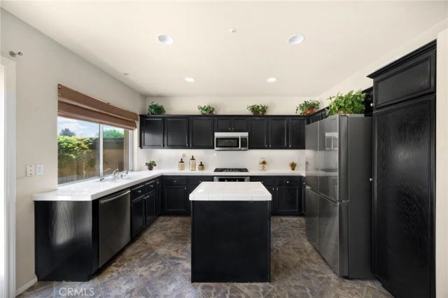 1903 Saint Simons Pl, Fullerton, CA 92831