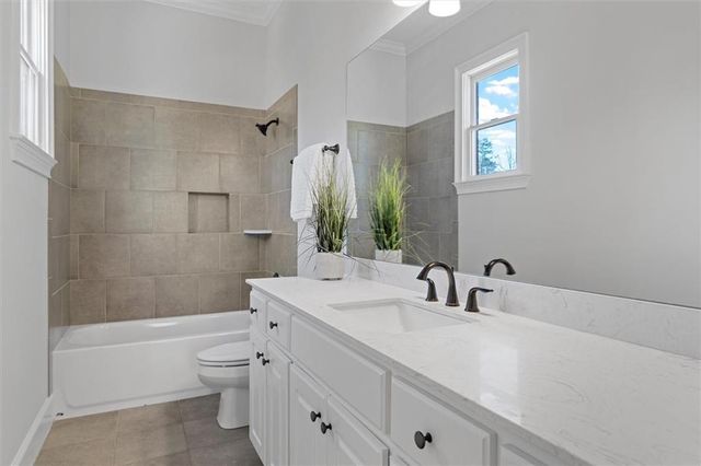 208 Windsor Green Court, Canton, GA 30115