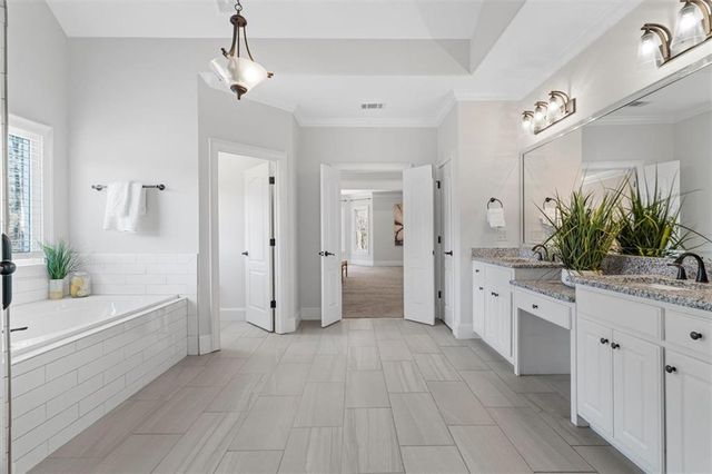 208 Windsor Green Court, Canton, GA 30115