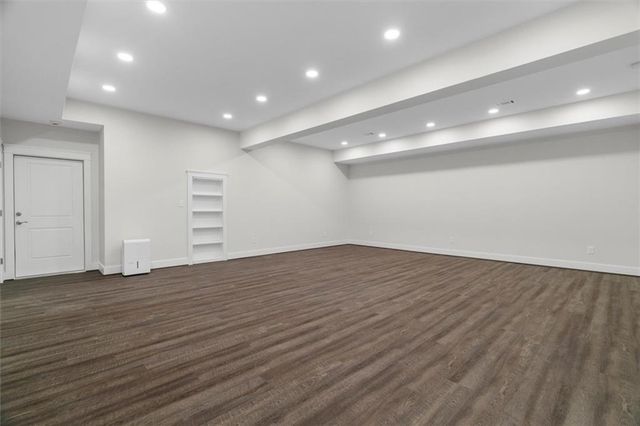 208 Windsor Green Court, Canton, GA 30115