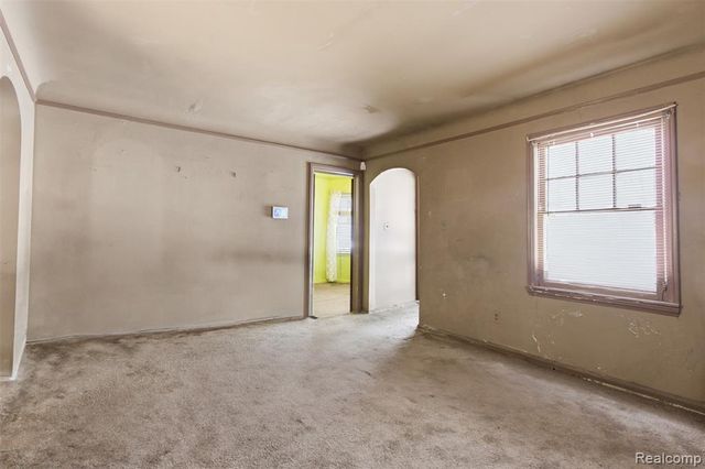 10000 Montrose Street, Detroit, MI 48227