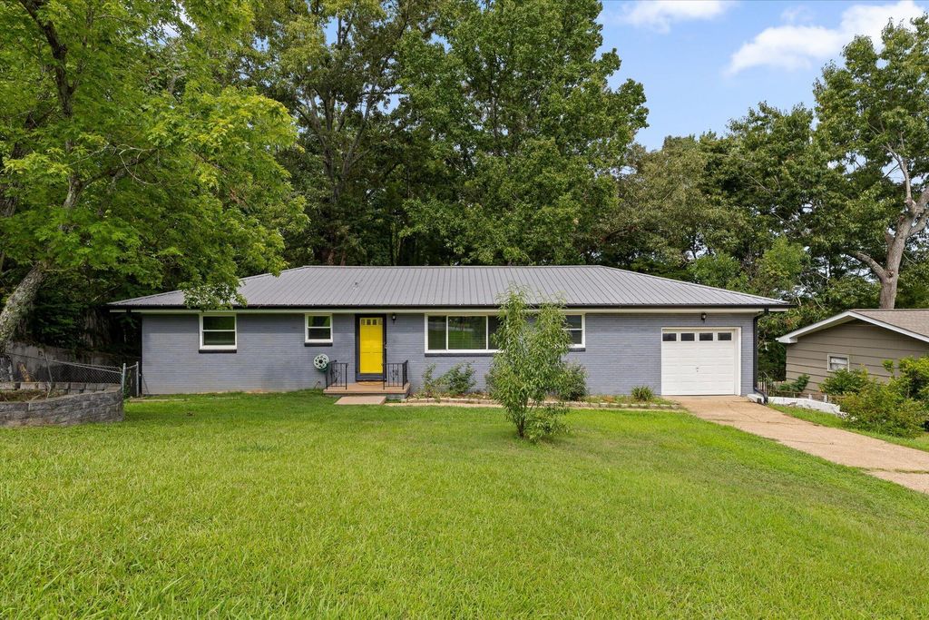 3705 Mary Anna Drive, Chattanooga, TN 37412